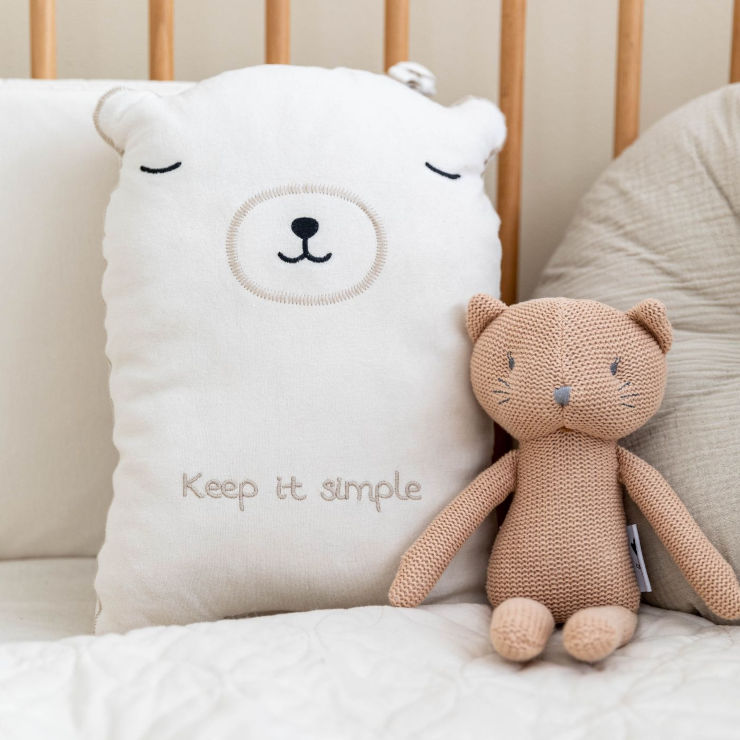כרית נוי מבד 100% כותנה ג'רסי מסדרת KEEP IT SIMPLE - דובי אבן