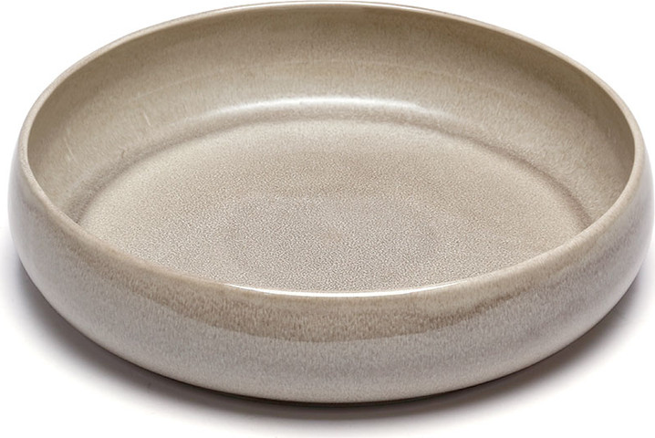 קערה לפירות STONE WARE MADRIO CONCRETE בעיצוב מוקפד, בעל טקסטורה עשירה ומראה נקי ואלגנטי.