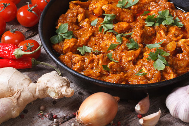 סט מחבת + סוטאז' 28 ס"מ nonstick מחוזק בגבישי יהלומים תוצרת Swiss Diamond
