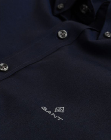 חולצה מכופתרת Gant לגברים גזרת Slim Fit