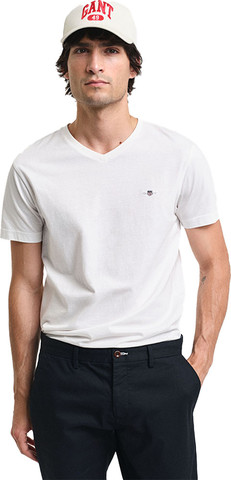 טי שירט Gant לגברים צווארון וי גזרת Slim Fit