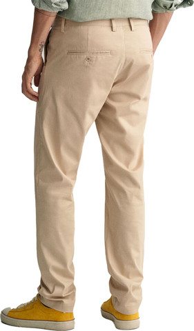 מכנסי צ'ינו Gant לגברים גזרת Slim Fit