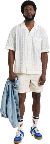 שורט Gant לגברים גזרת Regular Fit
