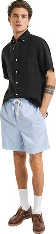 שורט Gant לגברים גזרת Regular Fit