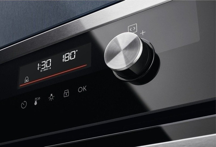 תנור בנוי פירוליטי - 71 ליטר Electrolux אלקטרולוקס EOP7528X זכוכית שחורה משולב נירוסטה