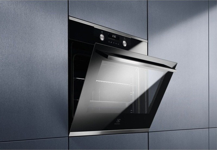 תנור בנוי פירוליטי - 71 ליטר Electrolux אלקטרולוקס EOP7528X זכוכית שחורה משולב נירוסטה