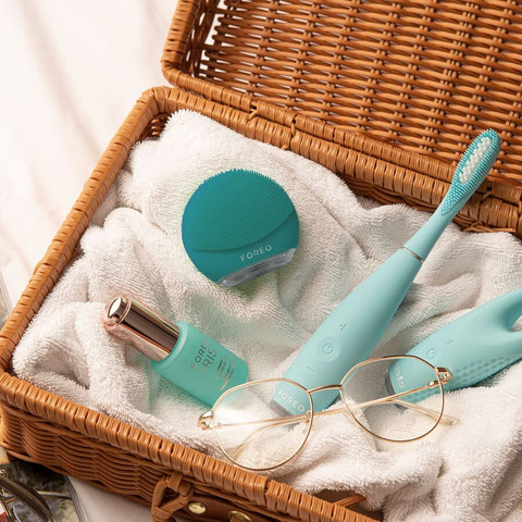 FOREO LUNA 4 go מברשת לניקוי פנים ועיסוי