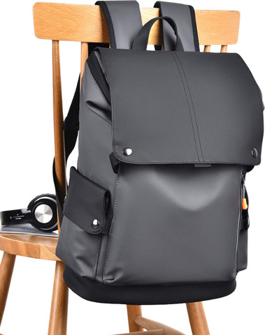 תיק גב Quantum 35L למחשב 16 אינץ' עם יציאת USB מבית כאמל מאונטין - אפור כהה