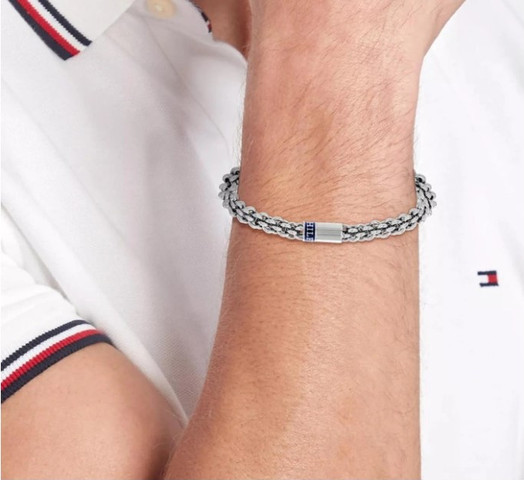 TH-2790521 עם לוגו המותג דגם INTERTWINED CIRCLES מקולקציית TOMMY HILFIGER צמיד מתכת לגבר של המותג