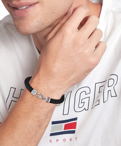 TH-2790553 עם לוגו המותג דגם SILICONE מקולקציית TOMMY HILFIGER צמיד מתכת לגבר של המותג