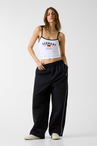 גופיה Guess World Cup Germany נשים - גס - White