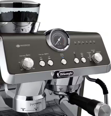 מכונת אספרסו ידנית חכמה Delonghi EC9555.BK La Specialista Opera Espresso Cold Brew שחור