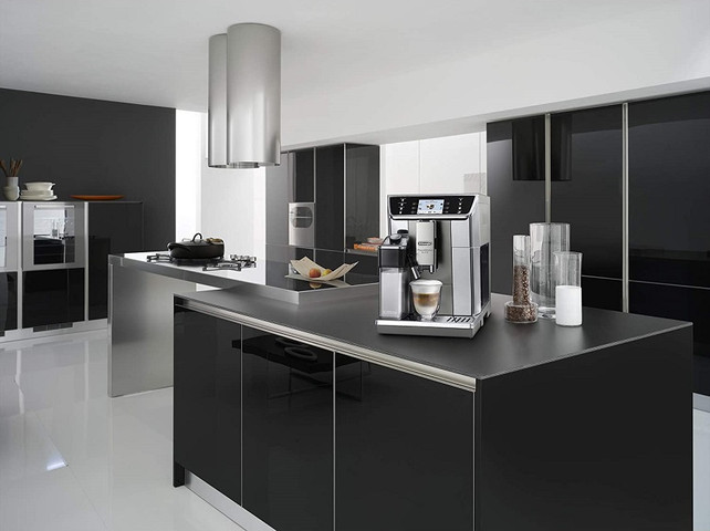 מכונת אספרסו אוטומטית DeLonghi דלונגי Prima Donna Soul ECAM650.55.MS