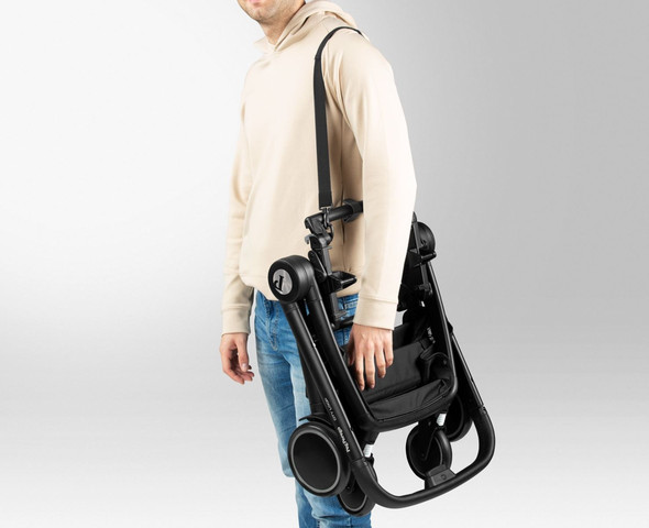 עגלת תינוק סופר קלילה עם סל מתקפל דגם City Loop צבע treu-black