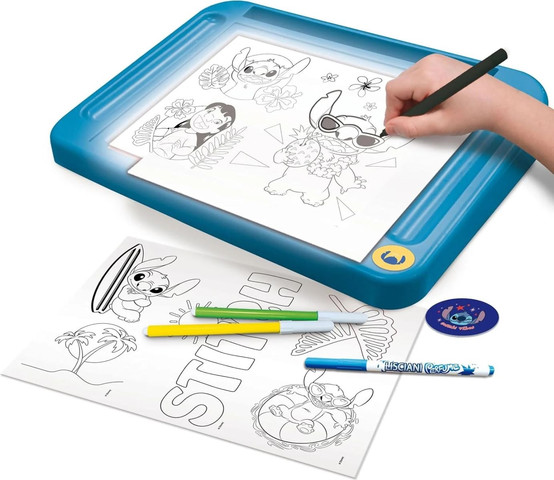 בית ספר לציור עם שולחן עוד עם הדמות סטיץ דגם Stitch Drawing School With Light Table