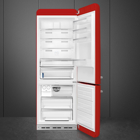 מקרר עם מקפיא תחתון מבית SMEG סמאג דגם FAB38RRD