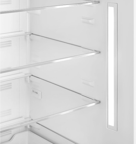מקרר עם מקפיא תחתון מבית SMEG סמאג דגם FAB38RRD