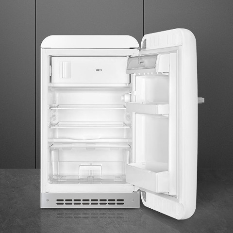 מקרר עם תא הקפאה מבית SMEG  סמאג דגם FAB10