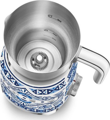 מקציף חלב SMEG סמאג דגם MFF01DGBEU