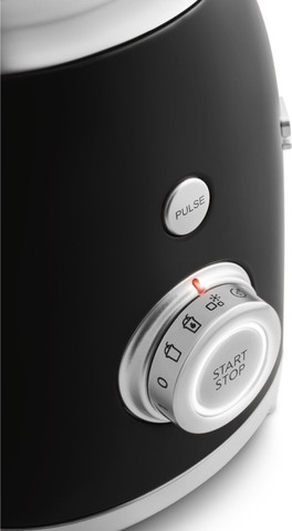 בלנדר מקצועי 1.5 ליטר Smeg סמג BLF03BLEU שחור