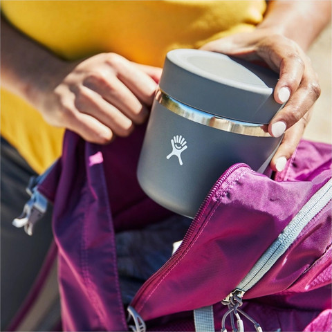 תרמוס אוכל מנירוסטה בנפח 828 מל מבית Hydro Flask – שחור