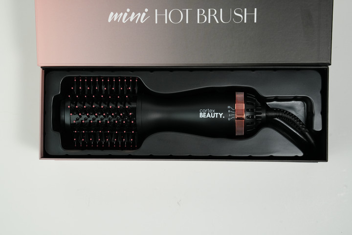 קורטקס מיני HOT BRUSH שחור רוז גולד