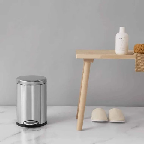 פח דוושה עגול, נירוסטה 4.5 ל' Simplehuman
