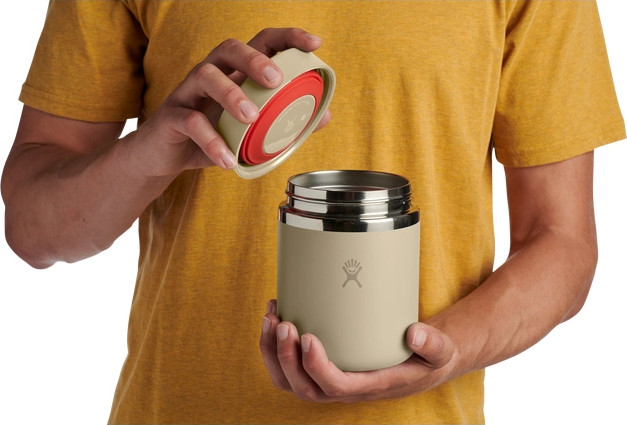 תרמוס אוכל מנירוסטה בנפח 828 מל מבית Hydro Flask – בז