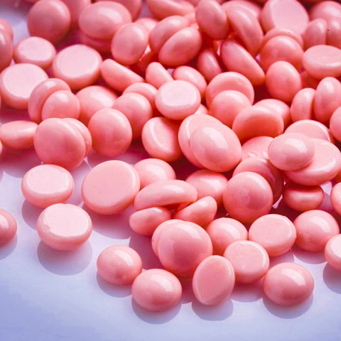 שקית פניני שעווה מתקלפת ורודה ריח תות 1 ק״ג FineWax Strawberry Flavour