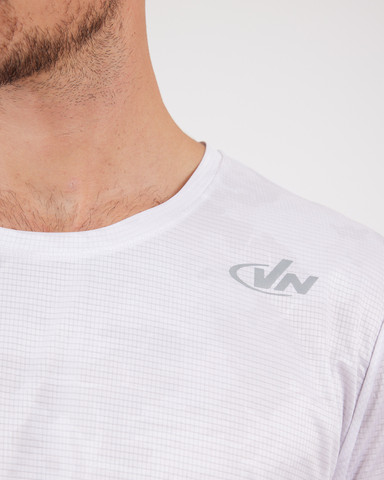 Vn Printed T חולצת ריצה לגבר הסדרה המודפסת בצבע סערה לבן - לבן