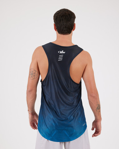 VN Racer Tank - גופיית ריצה לגבר בצבע גיאומטרי הרים - כחול