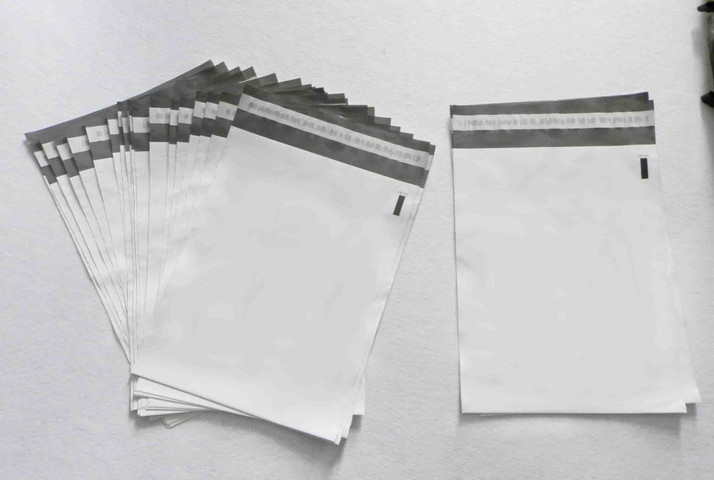 שקיות בלדרות 50×70 ס״מ – חבילה של 100 יחידות