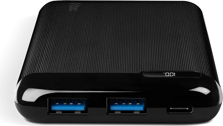 מטען נייד עם חיבור USB-C ושני חיבורי USB-A בנפח 10K TTEC שחור
