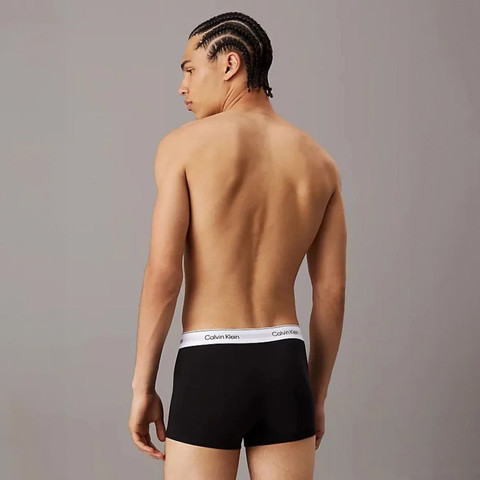 מארז שלישיית בוקסרים קלווין קליין 3 Pack Trunks גברים - קלווין קליין - Black