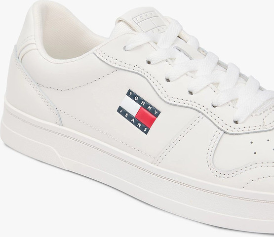 נעלי טומי הילפיגר The Greenwich Leather Contrast Heel Trainers נשים