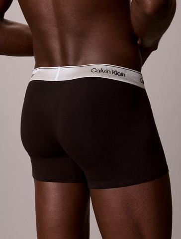 מארז שלישיית תחתוני קלווין קליין 3 Pack Trunks - Icon Cotton Stretch גברים - קלווין קליין - MultiColor