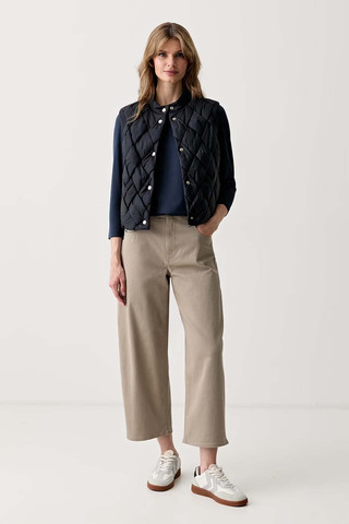 גינס קלווין קליין Cropped Barrel Jeans נשים - קלווין קליין - Brown