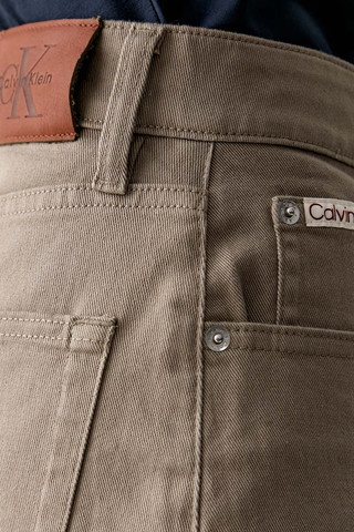 גינס קלווין קליין Cropped Barrel Jeans נשים - קלווין קליין - Brown