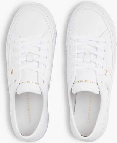 נעלי טומי הילפיגר Logo Pebble Grain Leather Platform נשים