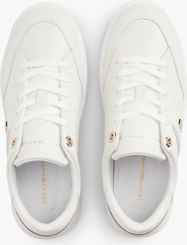 נעלי טומי הילפיגר Pebble Grain Leather Cupsole Trainers נשים