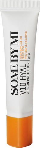 גלוס לשפתיים עם מקדם הגנה SPF15