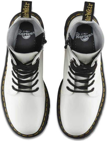 Dr Martens  8 EYE BOOT JADON WHITE POLISHED SMOOTH 15265100 נעלי אופנה