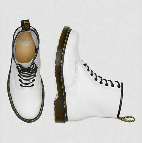 Dr Martens  INFANTS LACE BOOT 1460 T WHITE PATENT LAMPER 15373100 נעלי אופנה