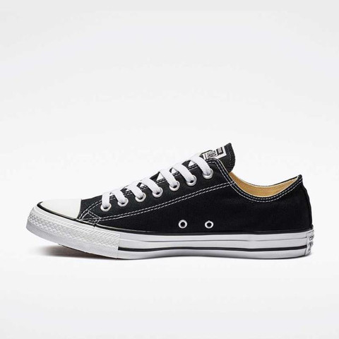 נעלי סניקרס Converse לגברים דגם Chuck Taylor