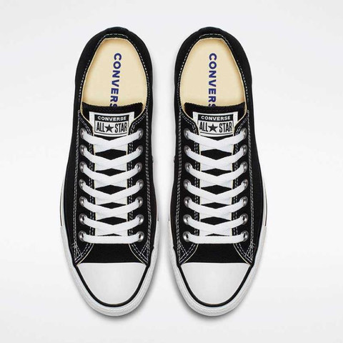 נעלי סניקרס Converse לגברים דגם Chuck Taylor