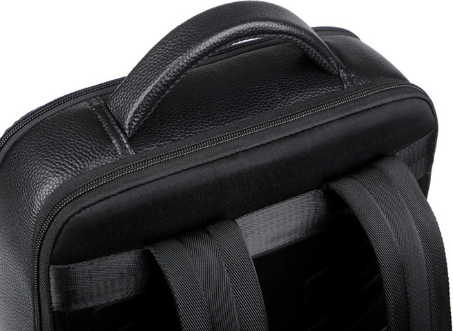 תיק גב VentureFlex ProX 20-35L למחשב 16 אינץ' עם יציאת USB מבית כאמל מאונטין
