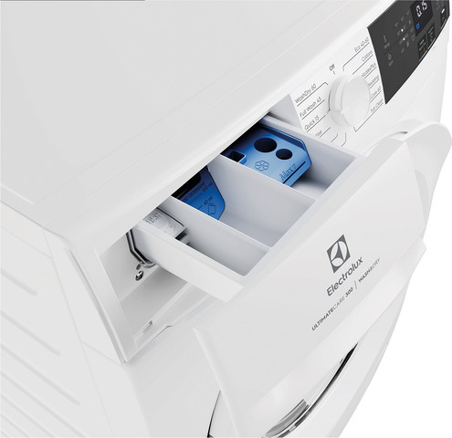 מכונת כביסה משולבת מייבש - 8/5 ק"ג Electrolux אלקטרולוקס UltimateCare 300 EWW8024P3WC