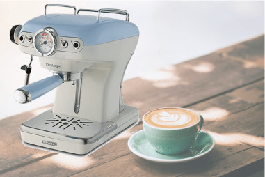 מכונת אספרסו מעוצבת VINTAGE דגם 1389 מבית ARIETE – אלגנטיות איטלקית במטבח הביתי