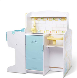melissa and doug מרכז לטיפול בתינוקות דגם Mine to Love Baby Care Activity Center