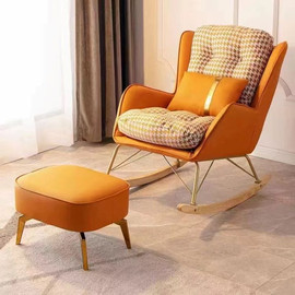 Twins design כורסת נדנדה מעוצבת עם הדום תואם דגם ביבי לאב מבית Twins Design